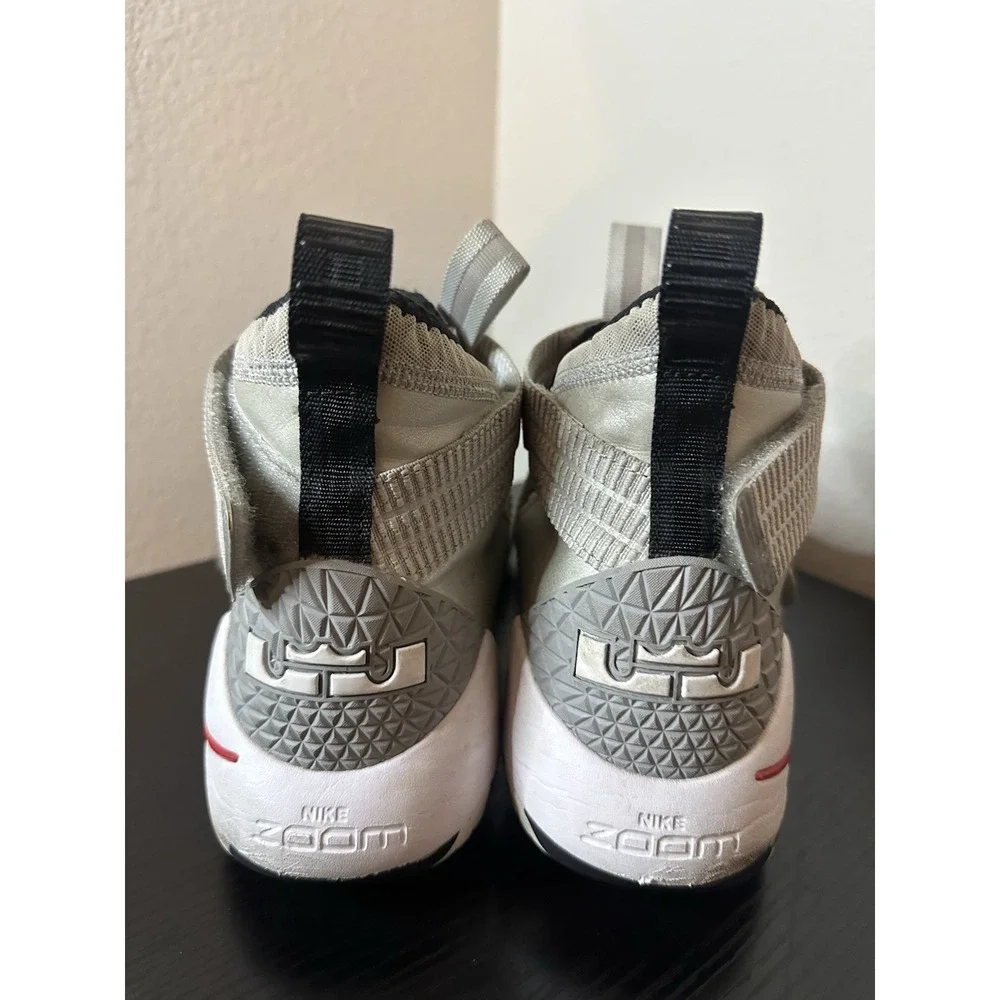 Nike‎ LeBron James Soldier 11 Silver Bullet Red Men Size 13 Basketball Shoes